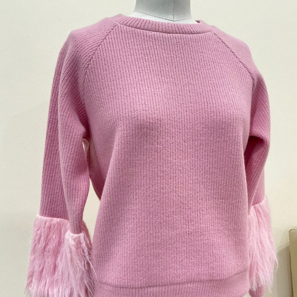 Sweater - Picture 5 of 6